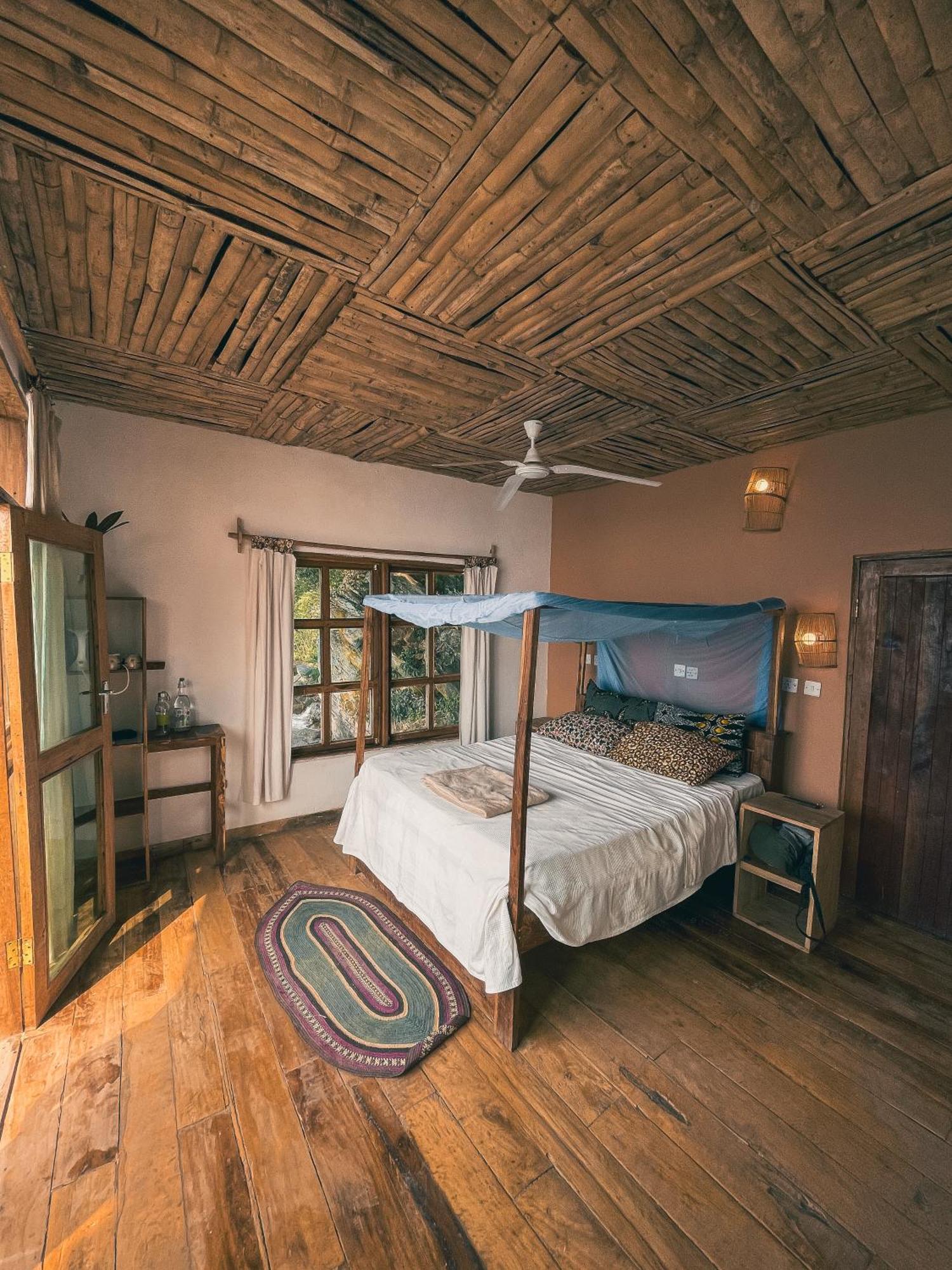 Soul Rebel Lodge & Backpackers Nkhata Bay Εξωτερικό φωτογραφία